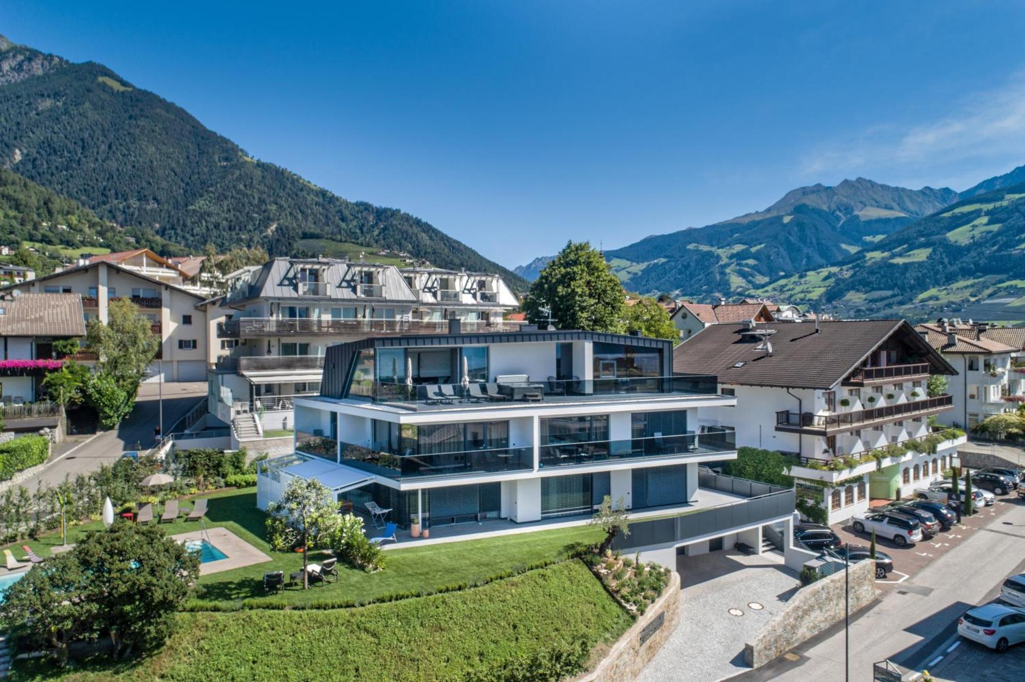 Garni Hotel Kessler Tirolo Exteriör bild