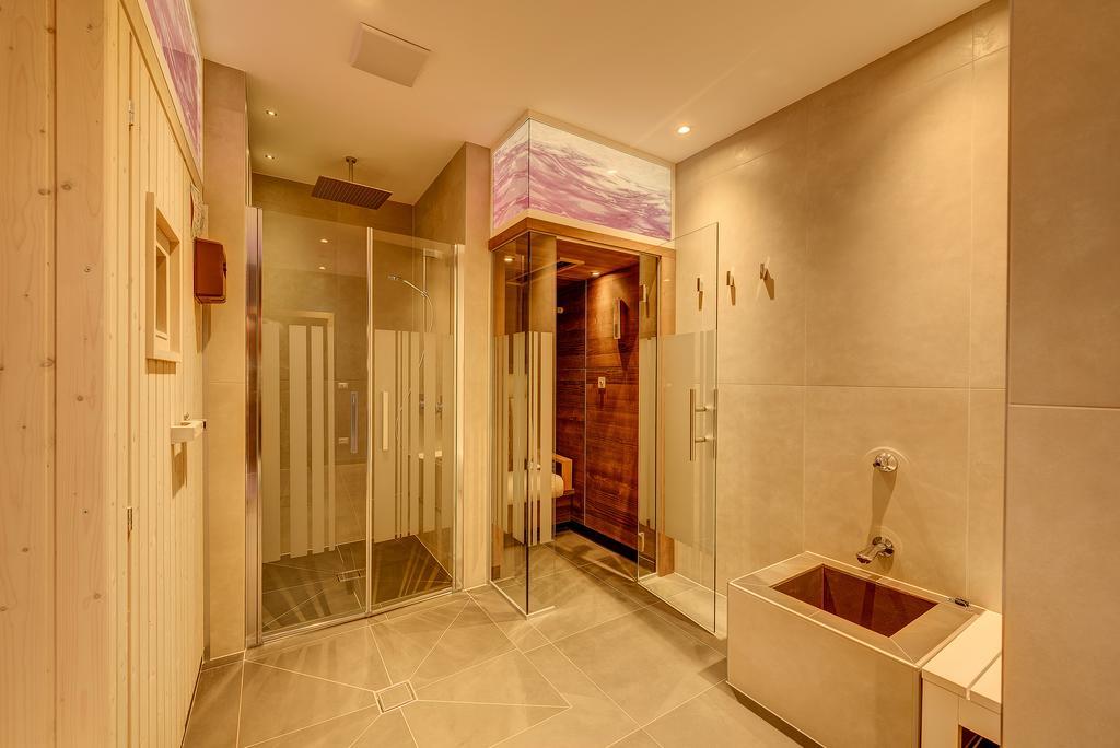 Garni Hotel Kessler Tirolo Exteriör bild