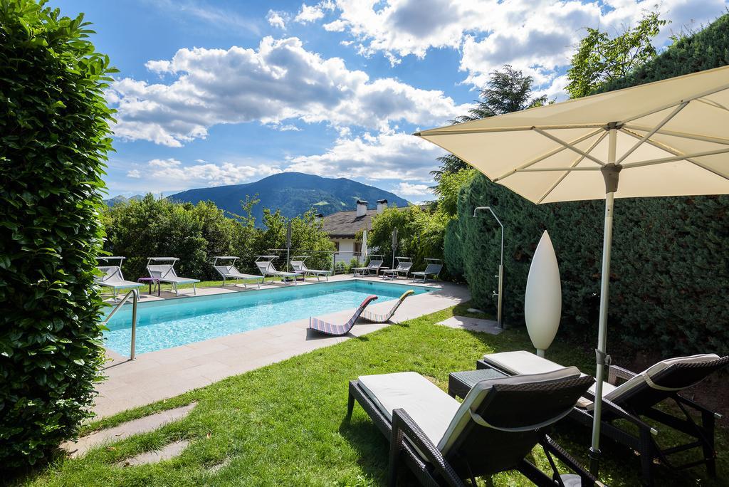 Garni Hotel Kessler Tirolo Exteriör bild